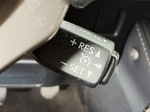 Used 2016 Lexus NX 200t FWD w/ Premium Package image 18