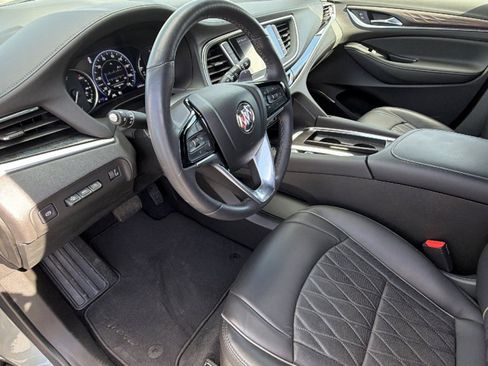 Used 2023 Buick Enclave Avenir w/ Avenir Technology Package image 10