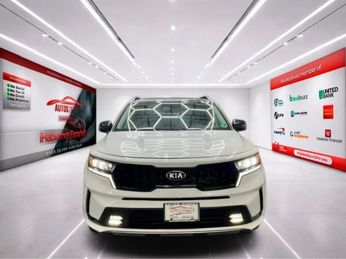 Used 2021 Kia Sorento SX image 3