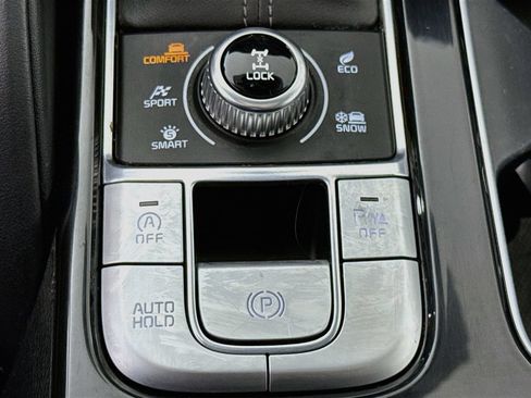 Used 2022 Kia Telluride EX w/ EX Premium Package AWD/4WD image 12