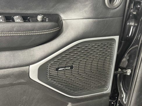 Used 2024 Jeep Wagoneer L Series II w/ Flexible Seating Group image 11