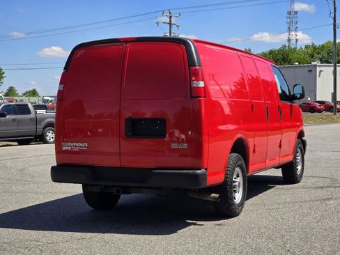 Used 2016 GMC Savana 3500 RWD image 12