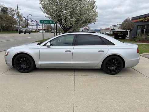 Used 2012 Audi A8 L 4.2 image 8