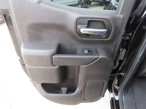 Used 2019 Chevrolet Silverado 1500 LT w/ Texas Edition RWD image 19