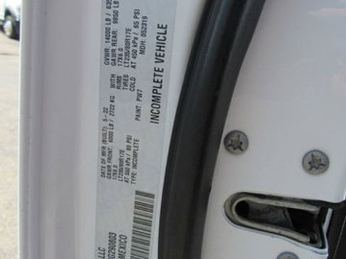 Used 2022 RAM 3500 Tradesman RWD image 30