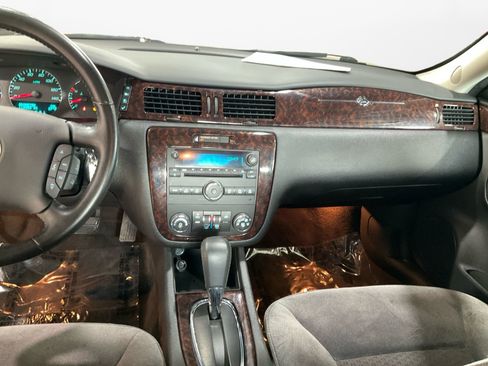 Used 2013 Chevrolet Impala LT image 11