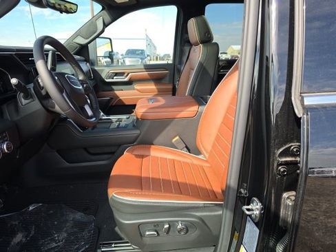 New 2026 GMC Sierra 2500 Denali Ultimate image 9