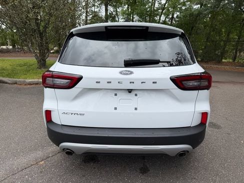 Used 2024 Ford Escape Active w/ Tech Pack #1 FWD image 5
