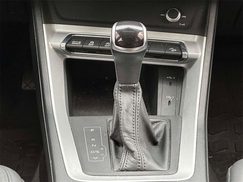 Used 2022 Audi Q3 2.0T Premium image 21