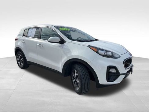 Used 2020 Kia Sportage LX image 8
