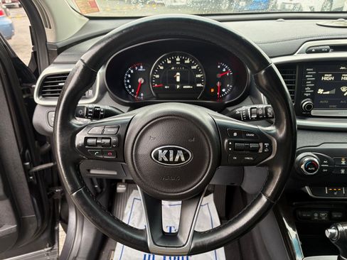 Used 2016 Kia Sorento EX w/ EX Touring Package image 36