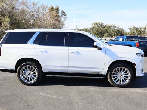 Used 2021 Cadillac Escalade Premium Luxury w/ Performance Package image 9