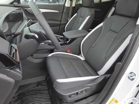 New 2026 Buick Envision Sport Touring AWD/4WD image 34