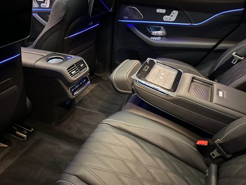 New 2026 Mercedes-Benz Maybach GLS 600 4MATIC image 19
