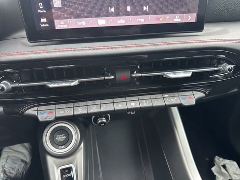 Used 2024 Dodge Hornet R/T w/ R/T Blacktop Package image 21