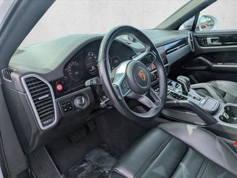 Used 2021 Porsche Cayenne Coupe AWD/4WD image 10