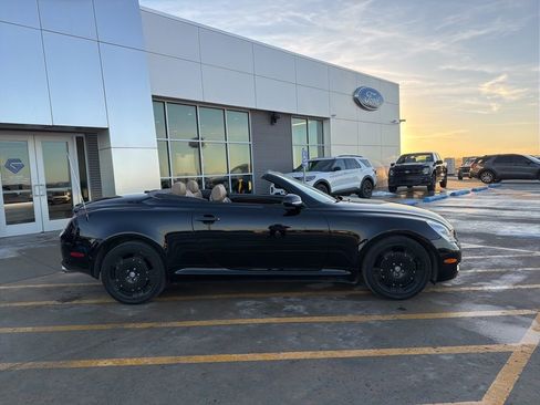 Used 2008 Lexus SC 430 Convertible image 8