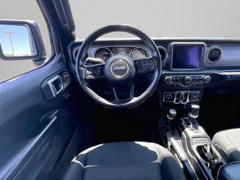 Used 2022 Jeep Gladiator Sport AWD/4WD image 6