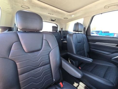 Used 2022 Kia Telluride SX w/ SX Prestige Package image 15