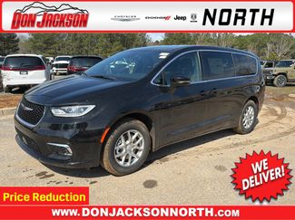 New 2026 Chrysler Pacifica Select video 1