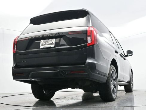 Used 2025 Ford Expedition Platinum w/ Stealth Performance Package image 61