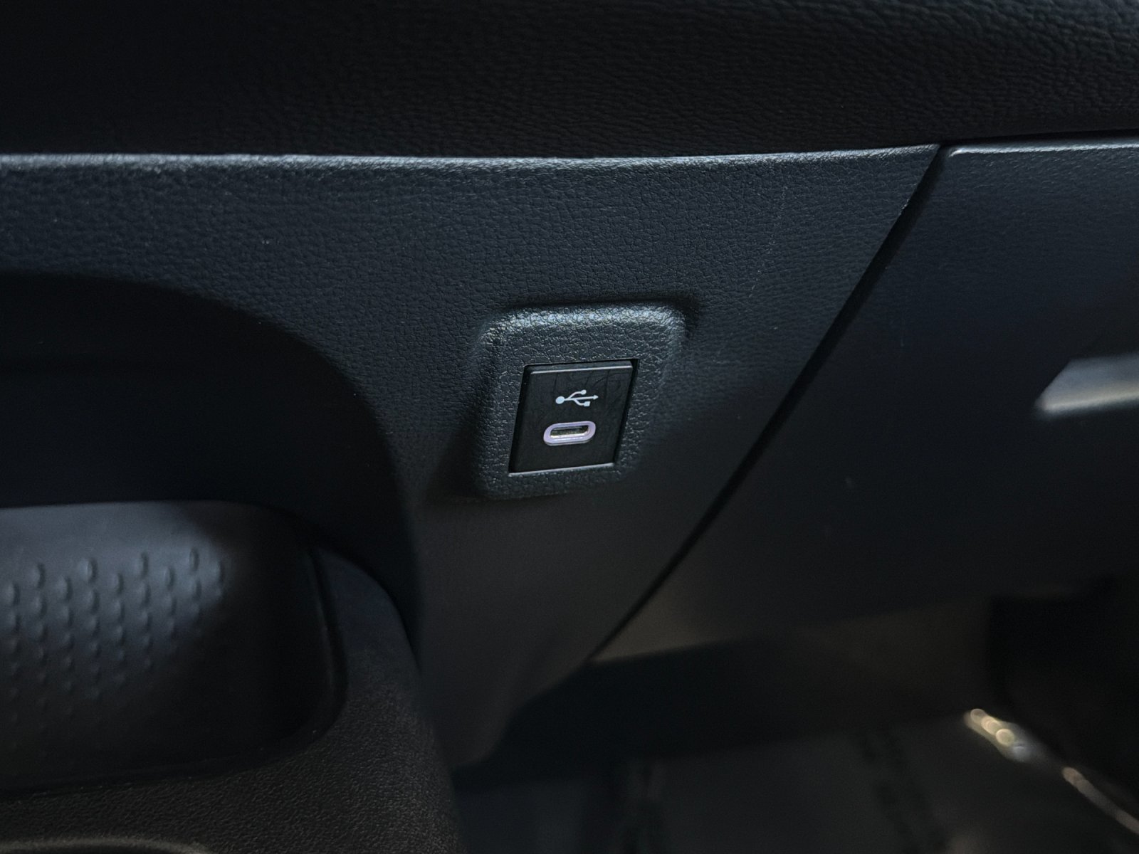 Used 2024 Toyota Corolla LE FWD image 25