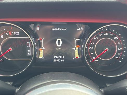 Used 2019 Jeep Wrangler Unlimited Rubicon image 28