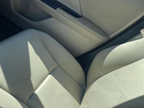 Used 2015 Honda Accord LX image 11