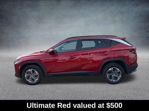 Used 2025 Hyundai Tucson Blue AWD/4WD image 2