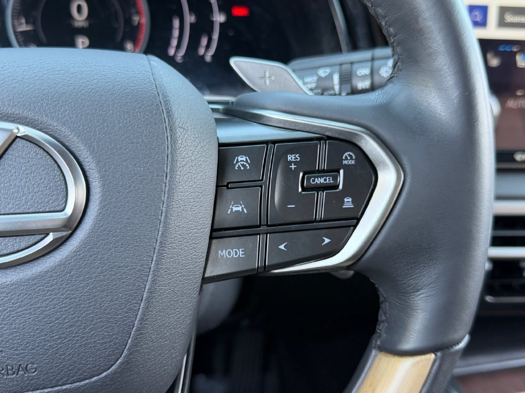 Used 2023 Lexus RX 350 Premium w/ Accessory Package AWD/4WD image 17