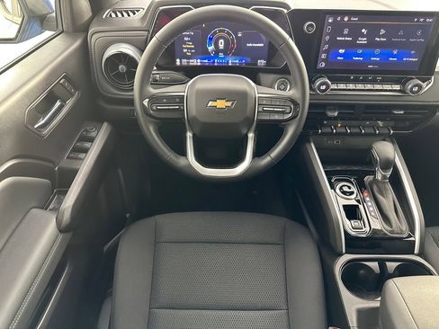 Used 2024 Chevrolet Colorado LT w/ LT Convenience Package AWD/4WD image 26