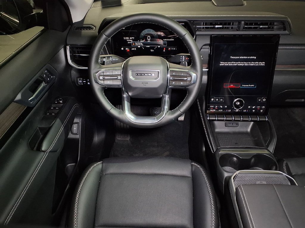 New 2026 GMC Terrain Denali w/ LPO, Black Badging Package AWD/4WD image 14