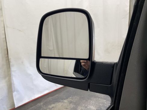 Used 2023 GMC Savana 2500 w/ Driver Convenience Package image 16