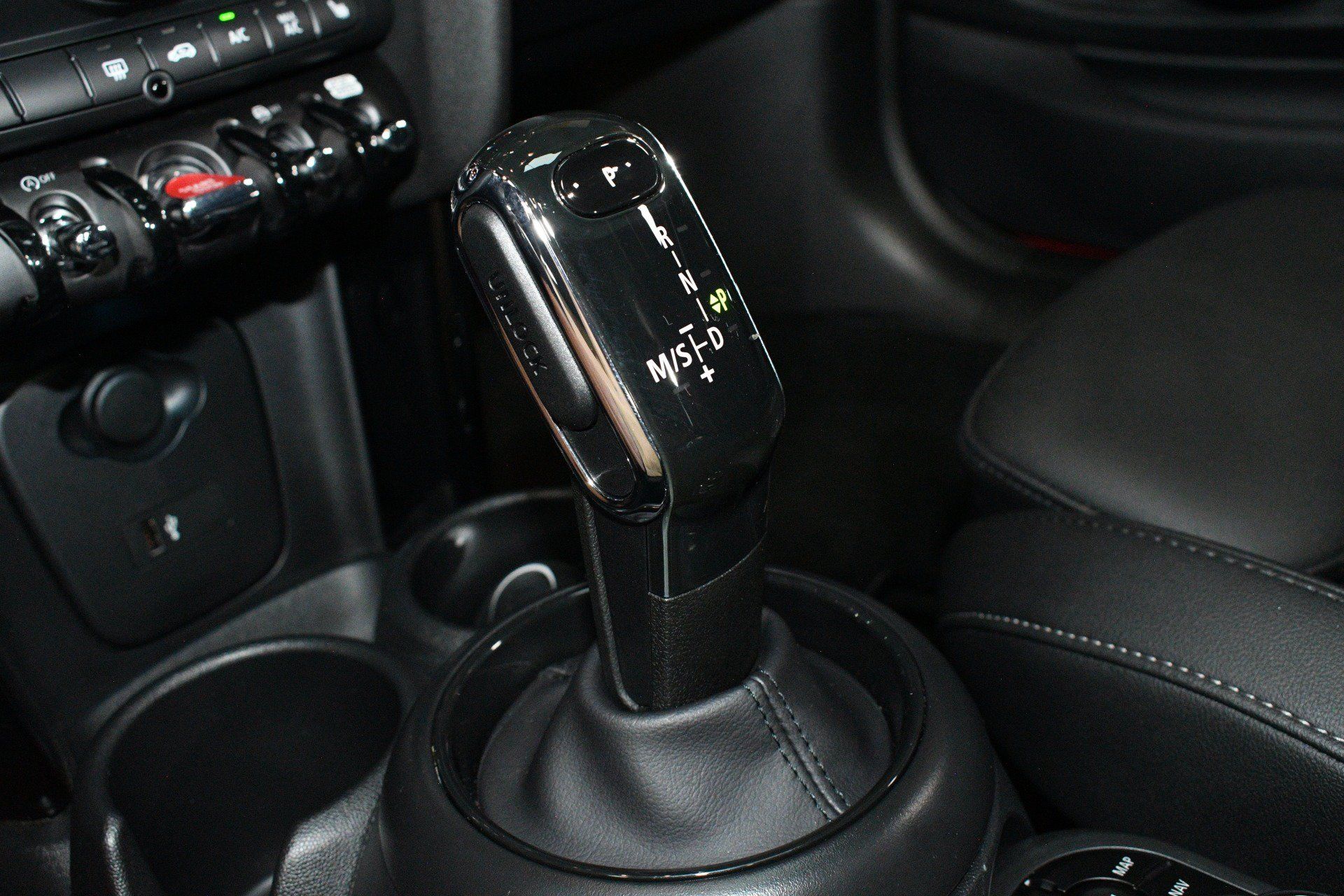 Used 2024 MINI Cooper S FWD image 39