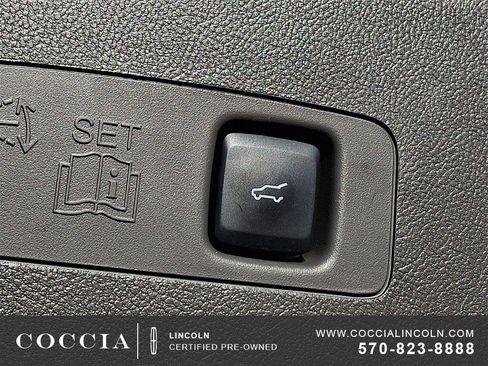 Certified 2022 Lincoln Corsair AWD w/ Equipment Group 101A image 29