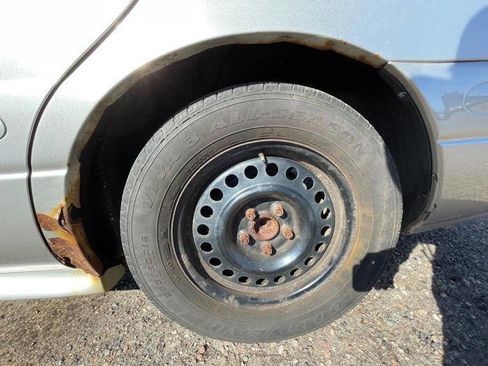 Used 2004 Buick Le Sabre Custom w/ Wheel and Sounds Package image 14