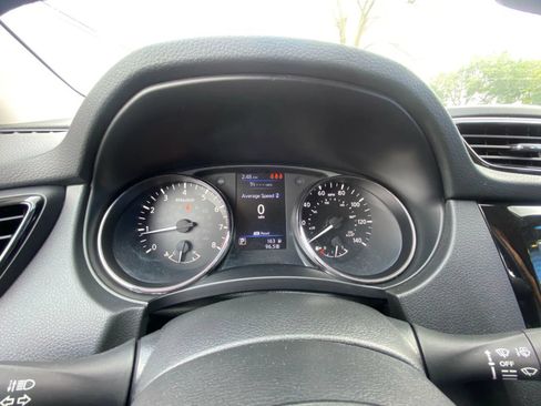 Used 2021 Nissan Rogue Sport S FWD image 8