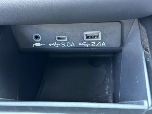 Used 2025 Subaru Outback Premium AWD/4WD image 28