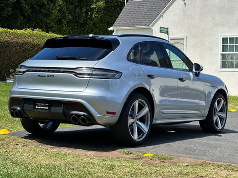 New 2026 Porsche Macan GTS AWD/4WD image 8