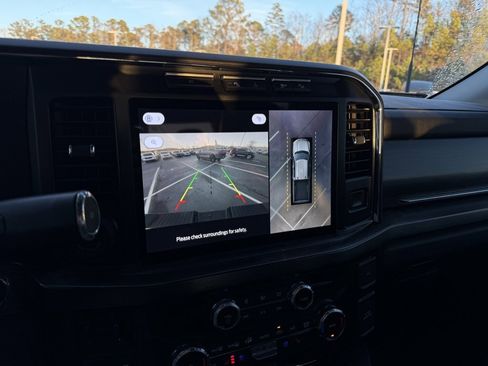 Certified 2023 Ford F250 Lariat w/ Lariat Ultimate Package image 17