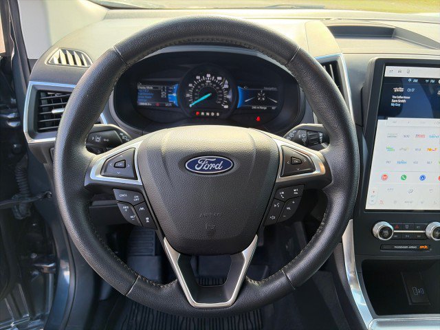 Used 2024 Ford Edge Titanium w/ Equipment Group 301A AWD/4WD image 15