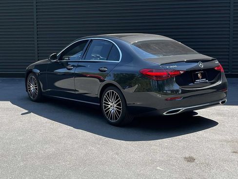Used 2022 Mercedes-Benz C 300 4MATIC Sedan image 3