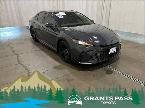 Used 2025 Toyota Camry SE w/ Multimedia Upgrade Package FWD image 1