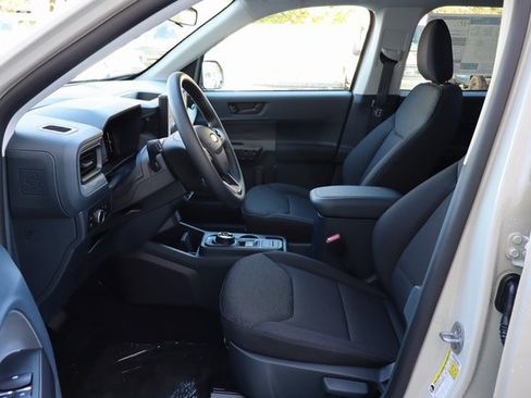 New 2025 Ford Maverick XL w/ Equipment Group 101A image 21