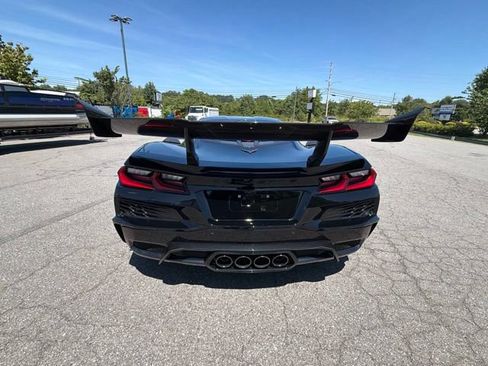 Used 2026 Chevrolet Corvette ZR1 w/ ZR1 Carbon Fiber Aero Package RWD image 19