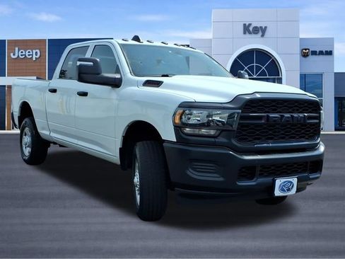 Used 2024 RAM 2500 Tradesman w/ Snow Chief Group AWD/4WD image 7