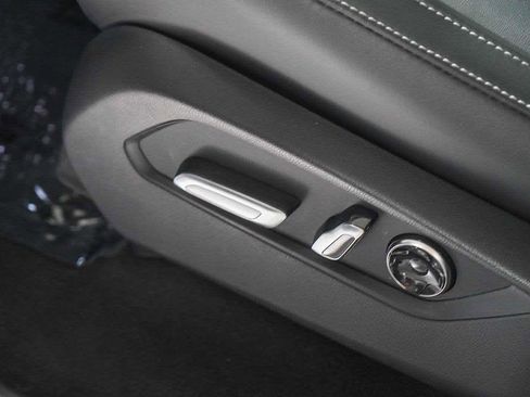 Used 2025 Acura MDX SH-AWD w/ Technology Package image 24