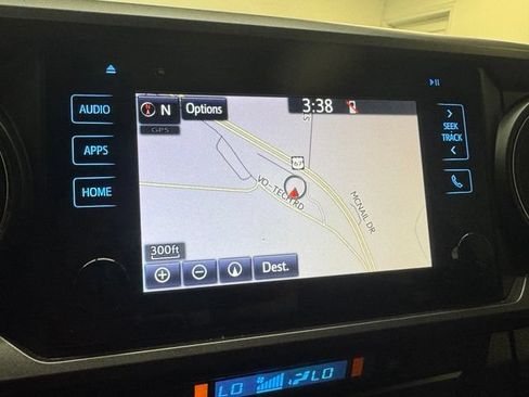 Used 2017 Toyota Tacoma TRD Pro AWD/4WD image 19