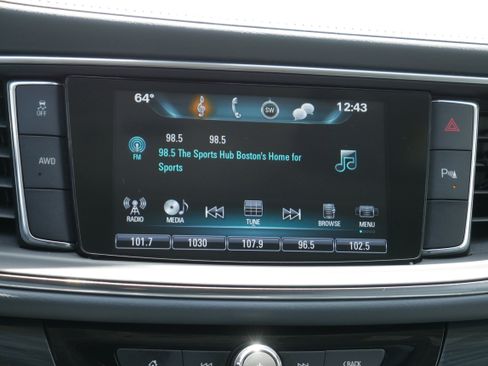 Used 2019 Buick Enclave Essence AWD/4WD image 19