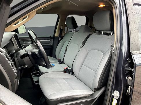 Used 2019 RAM 1500 Big Horn AWD/4WD image 23